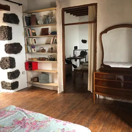 Casa Poesia De El Hierro, Situada En El Centro De El Pinar Ferienhaus *