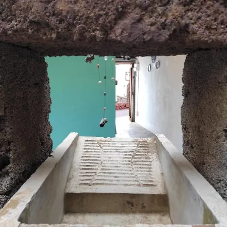Casa Poesia De El Hierro, Situada En El Centro De El Pinar Ferienhaus El Pinar (El Hierro)
