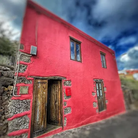 Casa Poesia De El Hierro, Situada En El Centro De El Pinar * El Pinar (El Hierro)