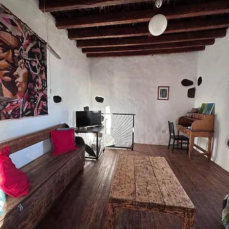 Casa Poesia De El Hierro, Situada En El Centro De El Pinar Ferienhaus *